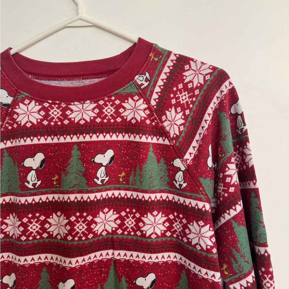 Peanuts Red and White Sweater